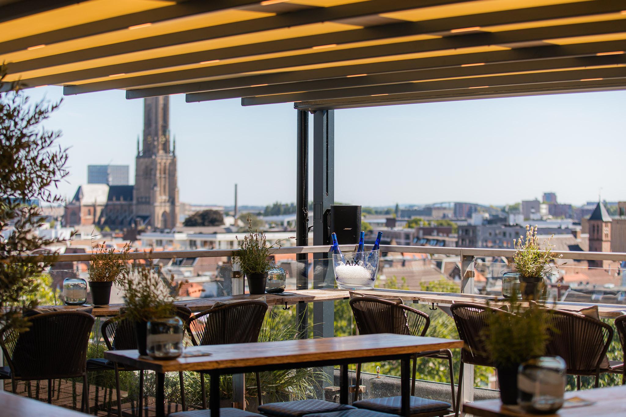 Hotel Haarhuis Arnhem Luaran gambar The rooftop terrace